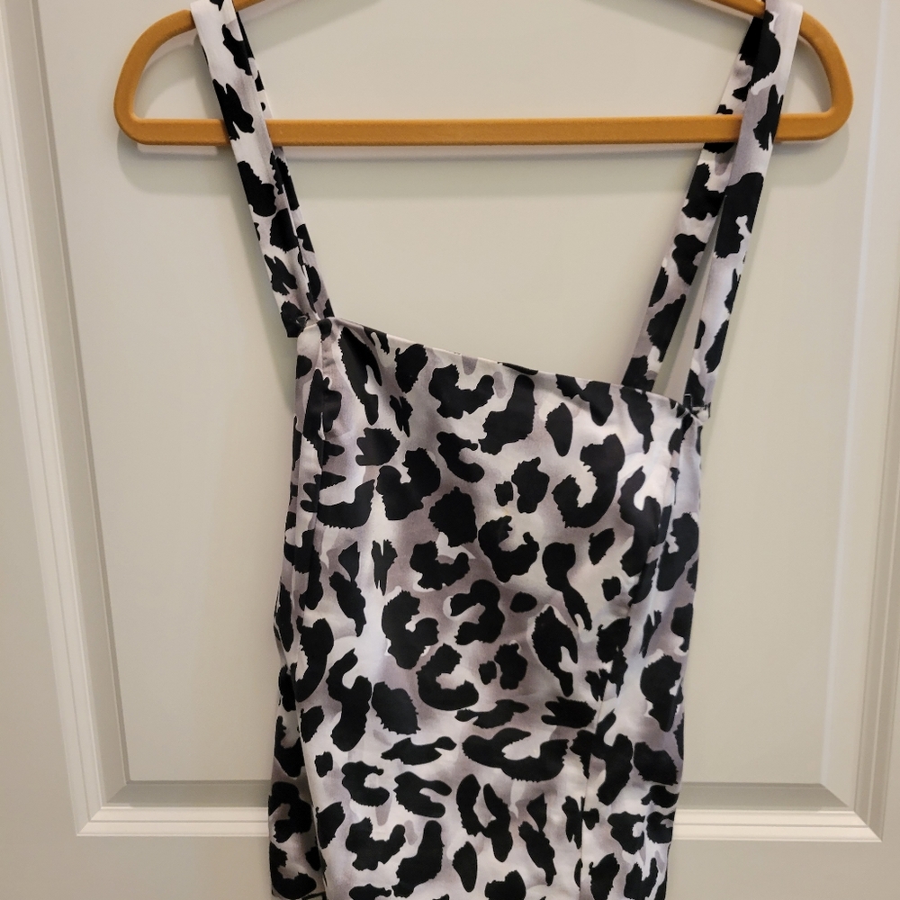 Dress - Picture 5 of 5